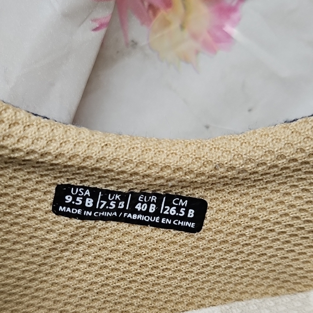 REVITALIGN Orthotic Canvas Slip-On Sneakers- Santa Margarita - Picture 5 of 7